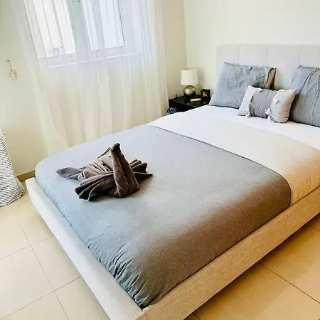 2br Seaview In Prime Location 1 Min From Sea Larnaca