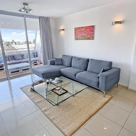 2br Seaview In Prime Location 1 Min From Sea * Λάρνακα