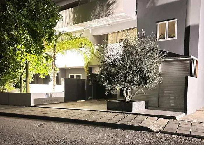 2br Seaview In Prime Location 1 Min From Sea アパート ラルナカ